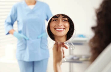 Hollywood Smile (Hollywood Gülüşü): Gülüşünüzü Dönüştürün